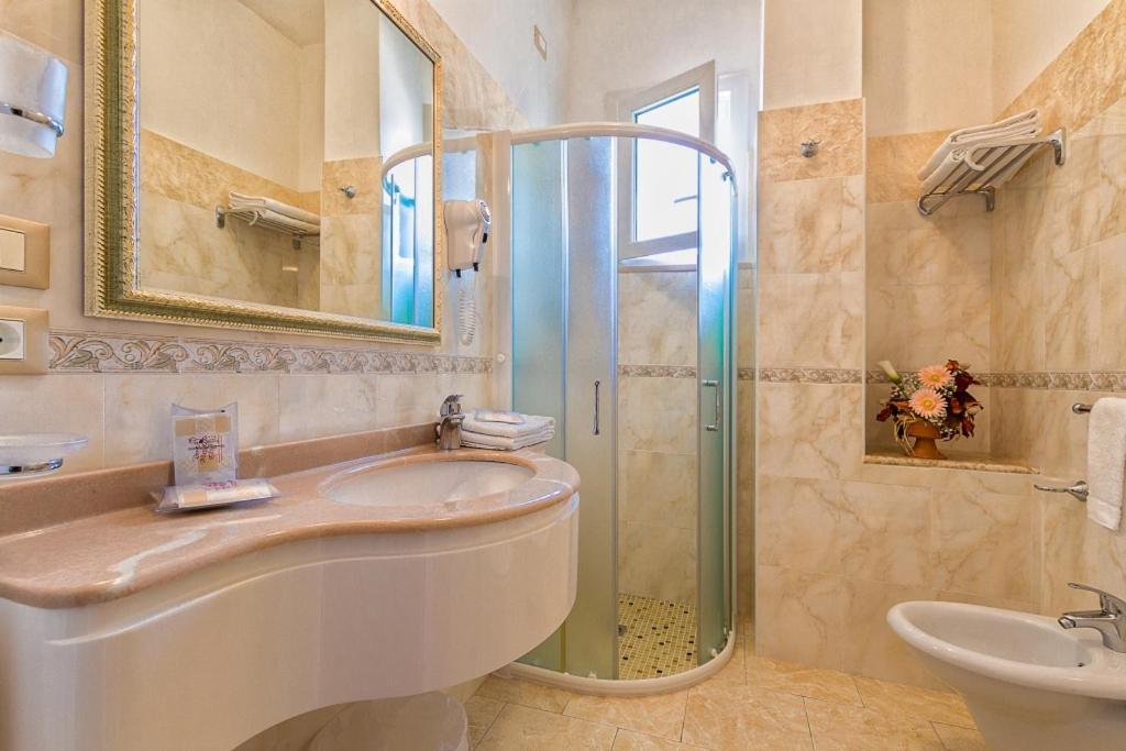 Hotel Rosa Maria Elite Bellaria-Igea Marina Dış mekan fotoğraf